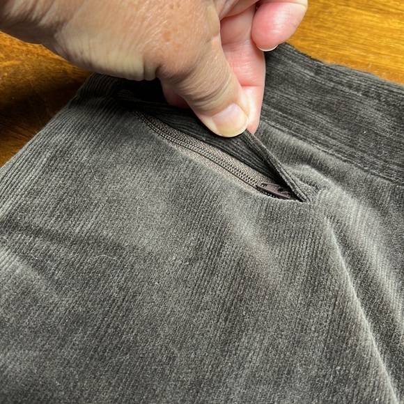 High waisted dress corduroy pants NWT buckle that lays flat with 2 snap 3 sizes - Picture 12 of 17